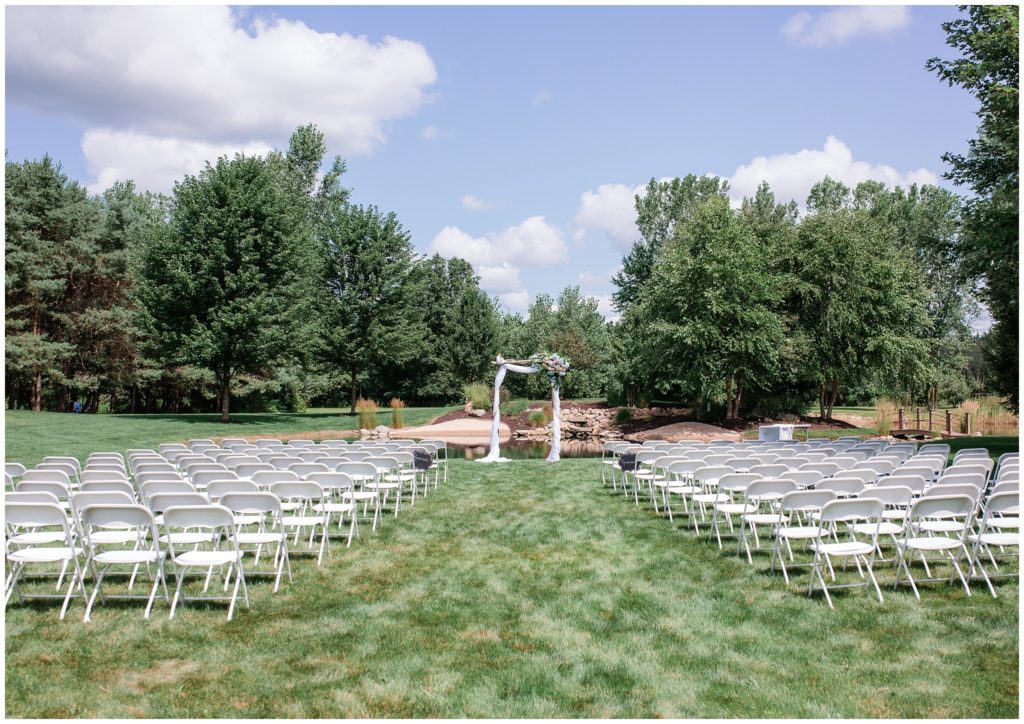 Ceremony-backyard-wedding-arch