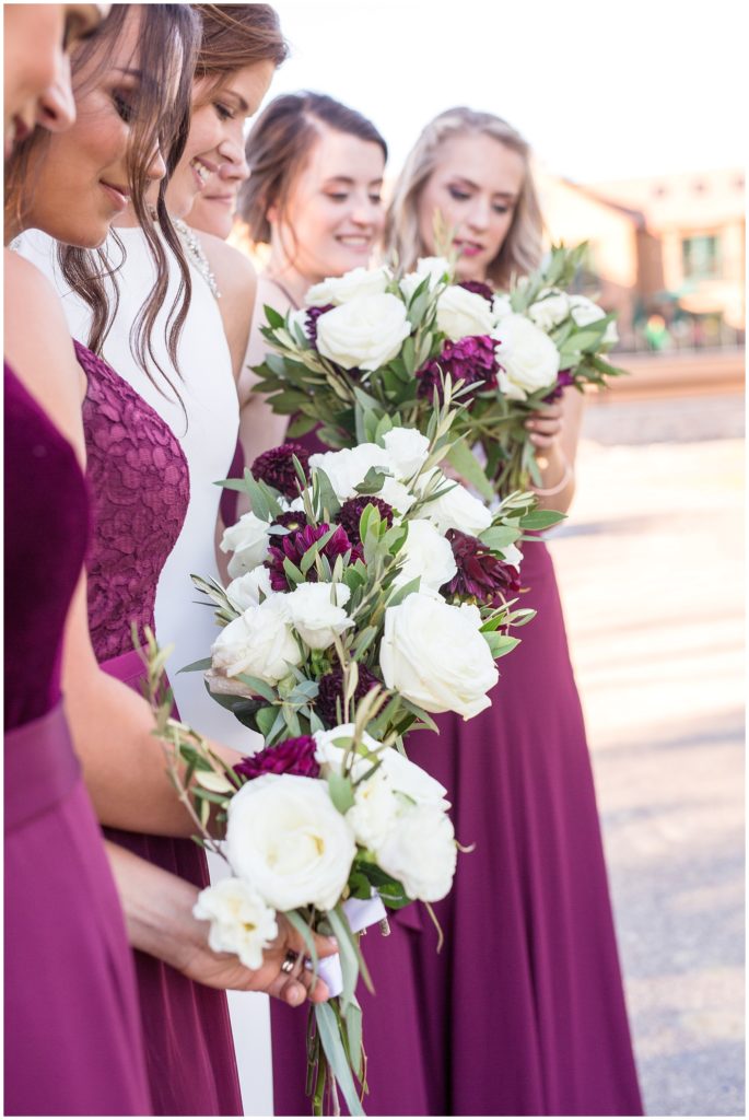 white-and-burgundy-wedding-flowers-bouquets