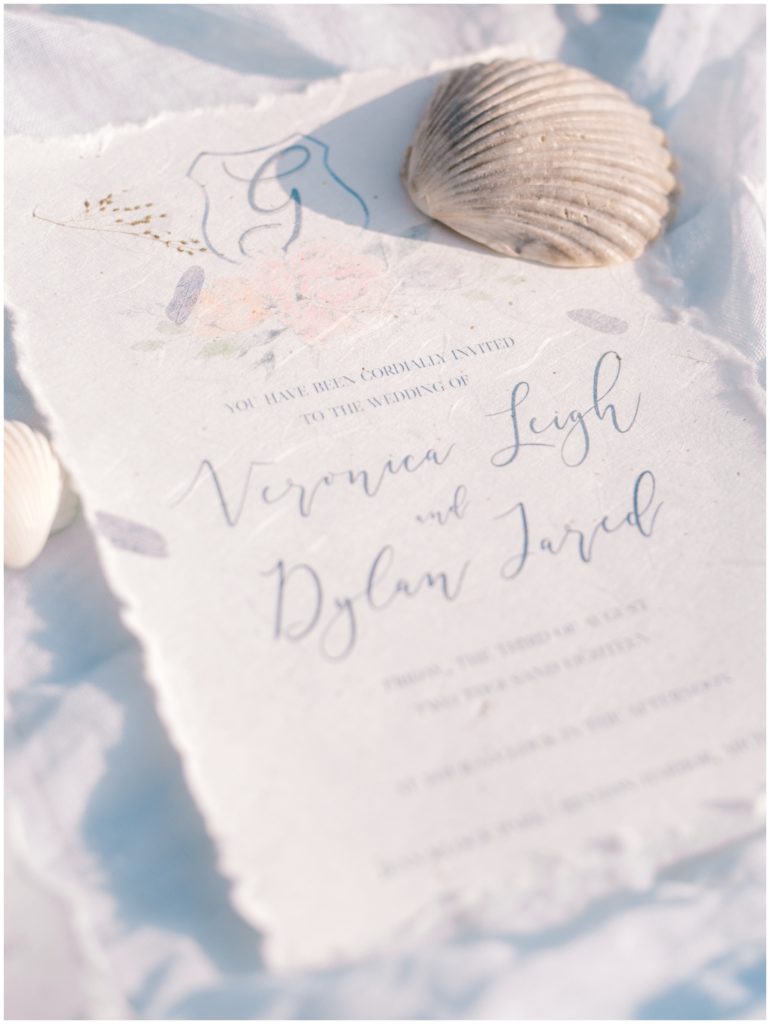 seashells-wedding-stationery-invites