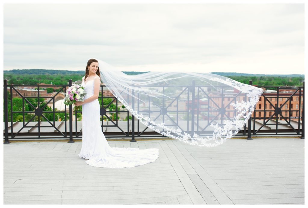bride-flying-veil-picture-loft-310-deck