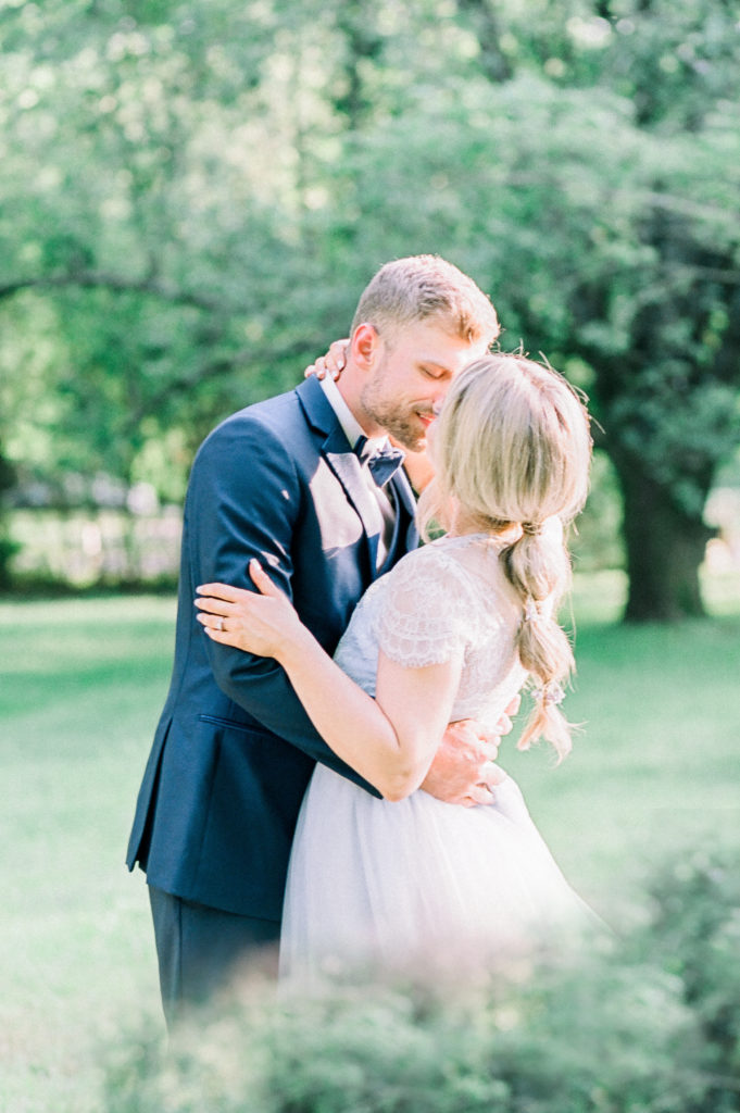 light and airy wedding photographer in grand rapids michigan