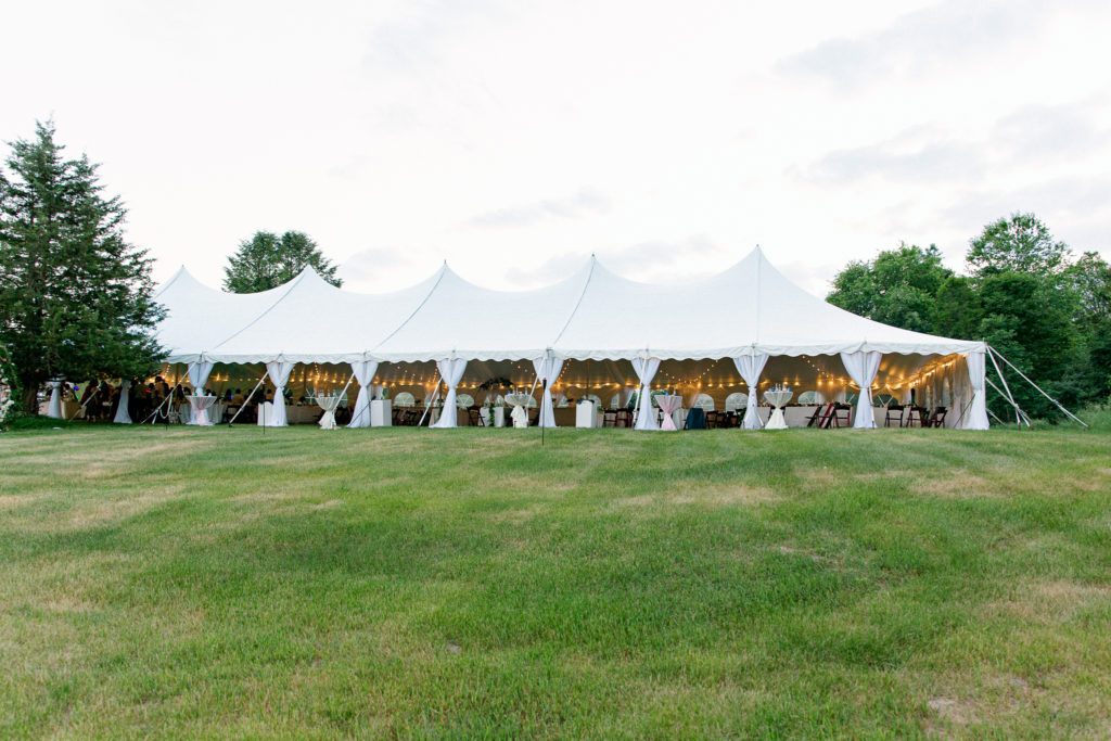 backyard-tent-weddings
