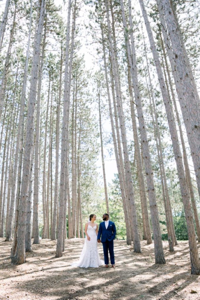 Sojourn-Lakeside-resort-wedding-tall-trees